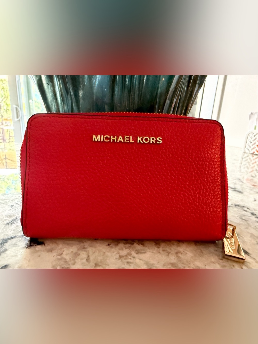 Michael Kors Bright Red Pebbled Leather Zip Wallet with Gold Logo❤️✨